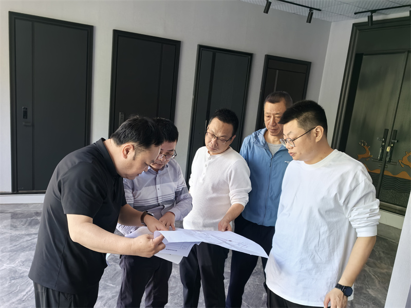 协同攻坚促交地 专业担当助发展 -土发生态全力保障锦程路、双龙路地块清场交付1.jpg